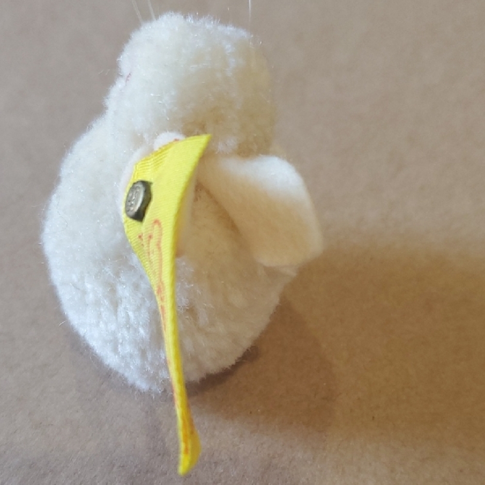 Adorable Cream Plush Toy with Tag - Picture 5 of 9